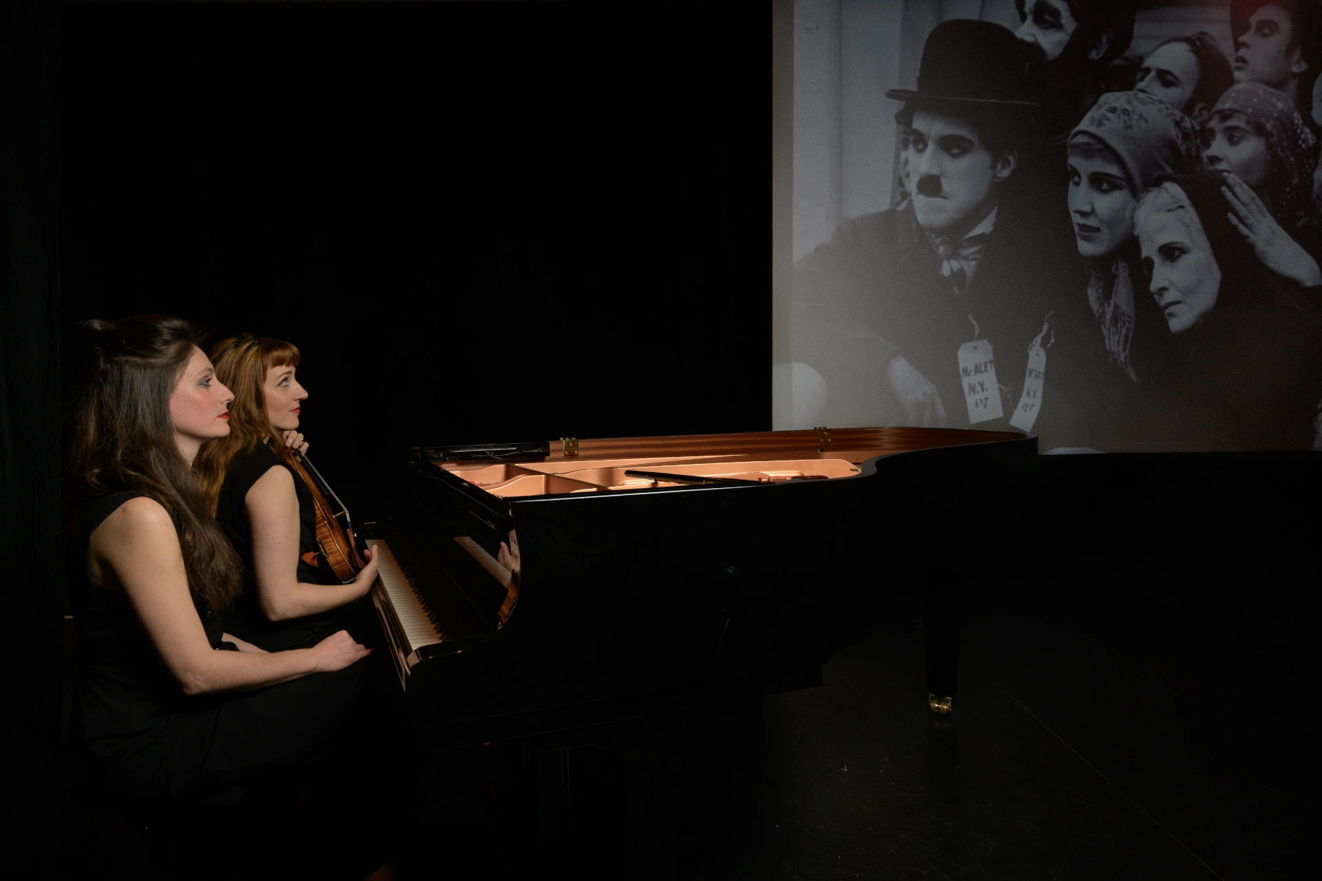 Ciné Concert Chaplin Le Violon de Mr Chaplin tribute to Charlie Chaplin performance pianist Camille Phelep violinist Charlotte Maclet photo Lunartis Studio 3